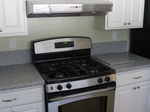4th image of 3585 Woodglade Ct