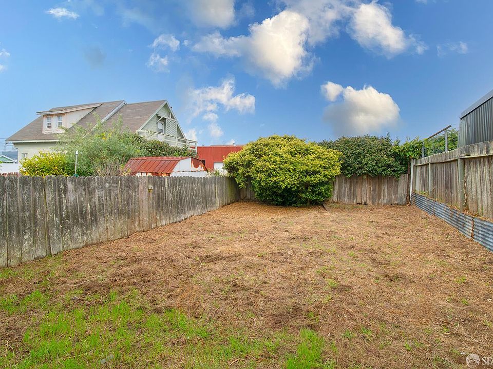 1st image of 262 Vista Grande Ave