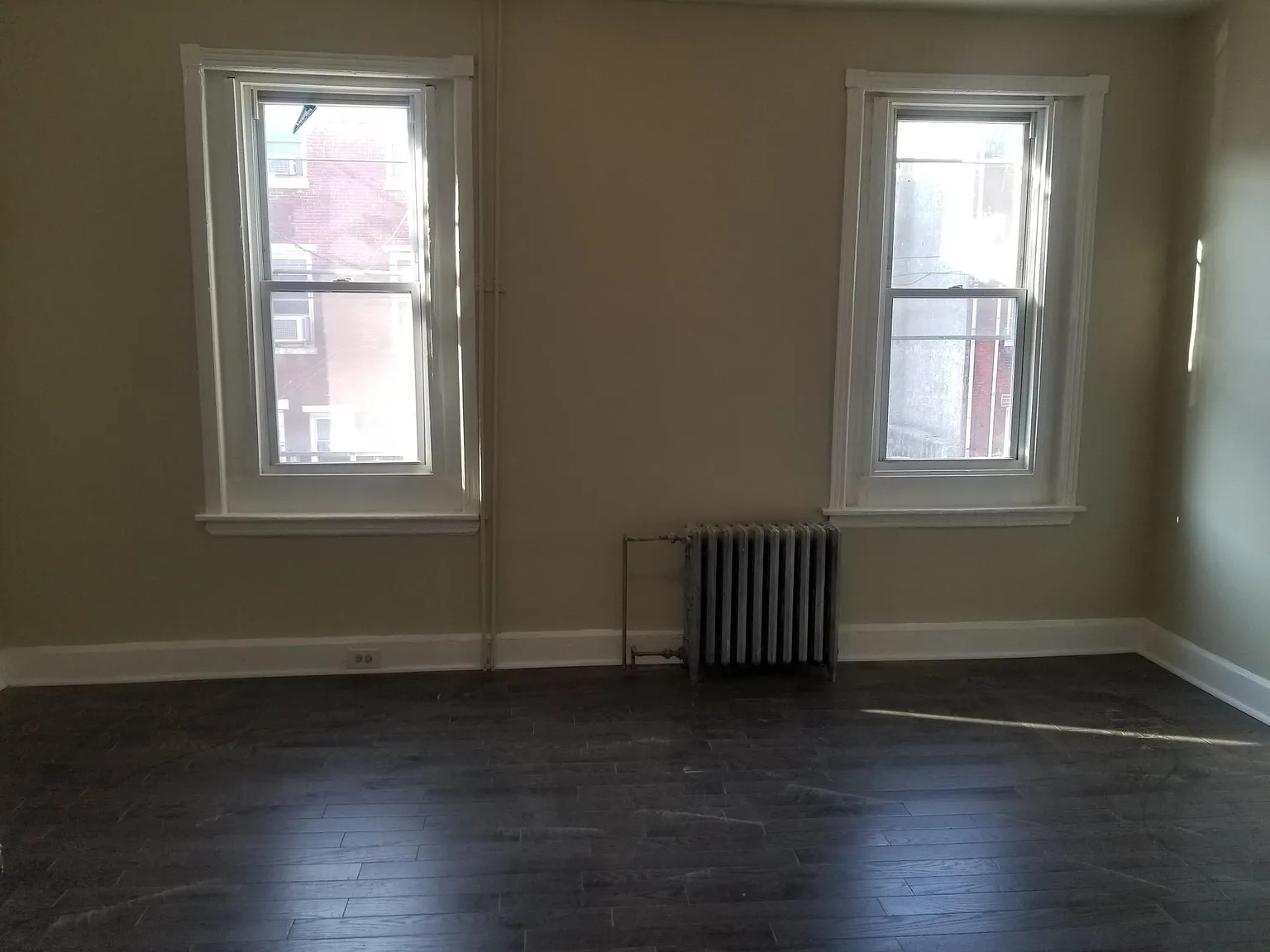 2 bed, 800 sqft, $1,295 — Photo 1
