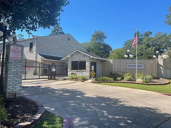 2nd image of 17573 Red Oak Dr #7573