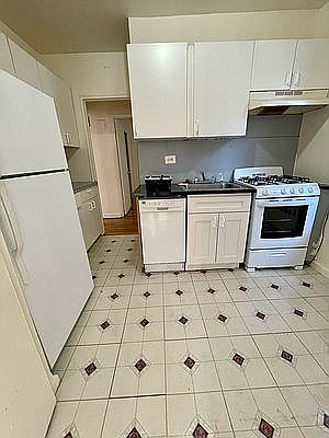 5th image of 64-41 Saunders St #2211