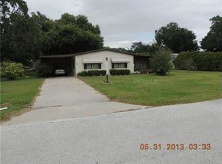 15425 Bettys Ct, Tavares, FL 32778