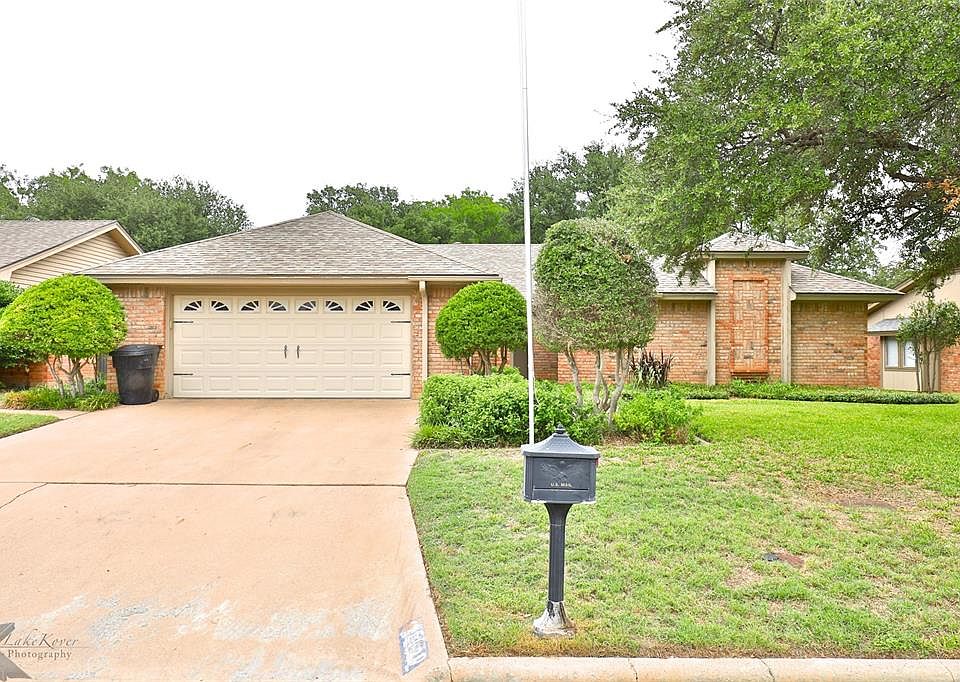 1st image of 2842 Stonecrest Dr