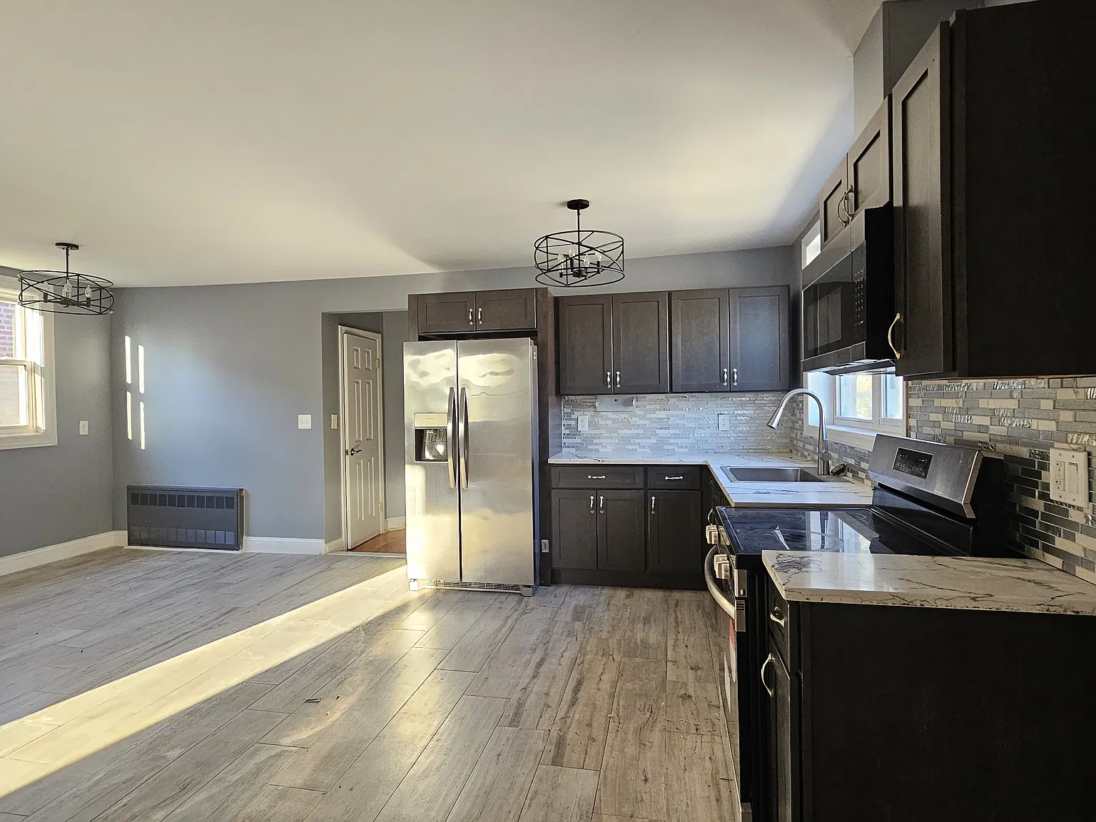 1405 East 93rd Street — Photo 1