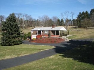 2600 Robbins Station Rd, Irwin, PA 15642