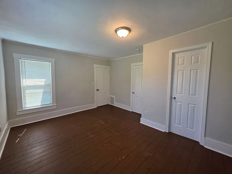 400 White St — Photo 16