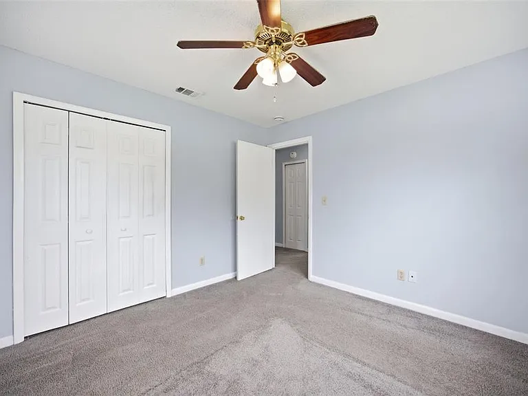 5412 N 48th St — Photo 23