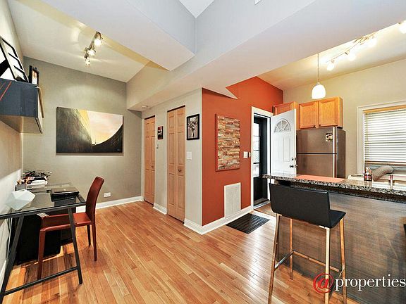 3rd image of 4128 N Kedvale Ave #4