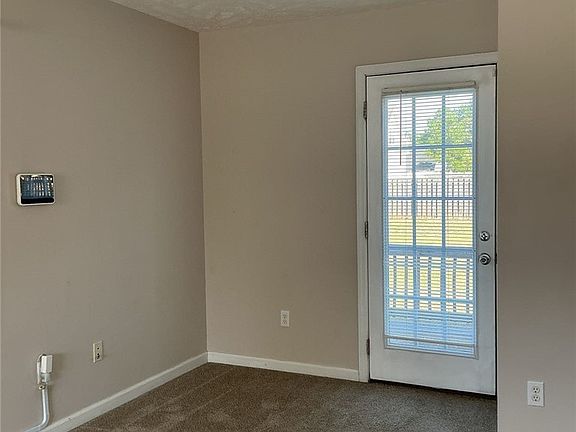4th image of 4437 Scenic Pines Dr