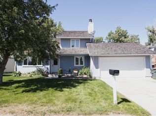 3214 Alberta Dr, Gillette, WY 82718