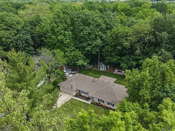 4th image of 8114 Black Oak Dr