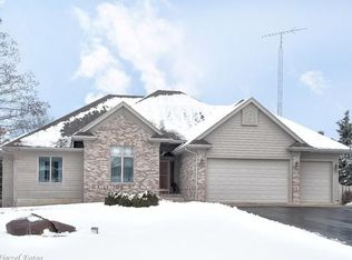 12923 Williams Cir, Genoa, IL 60135