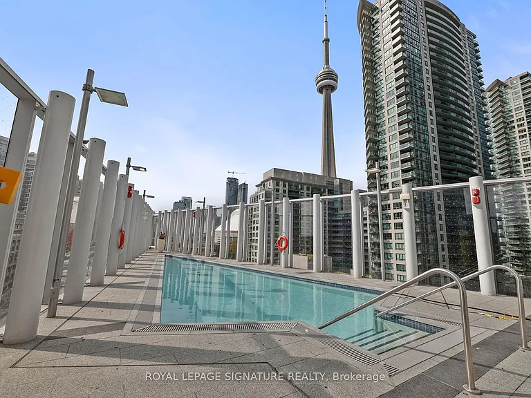 10 York St #3003 — Photo 22
