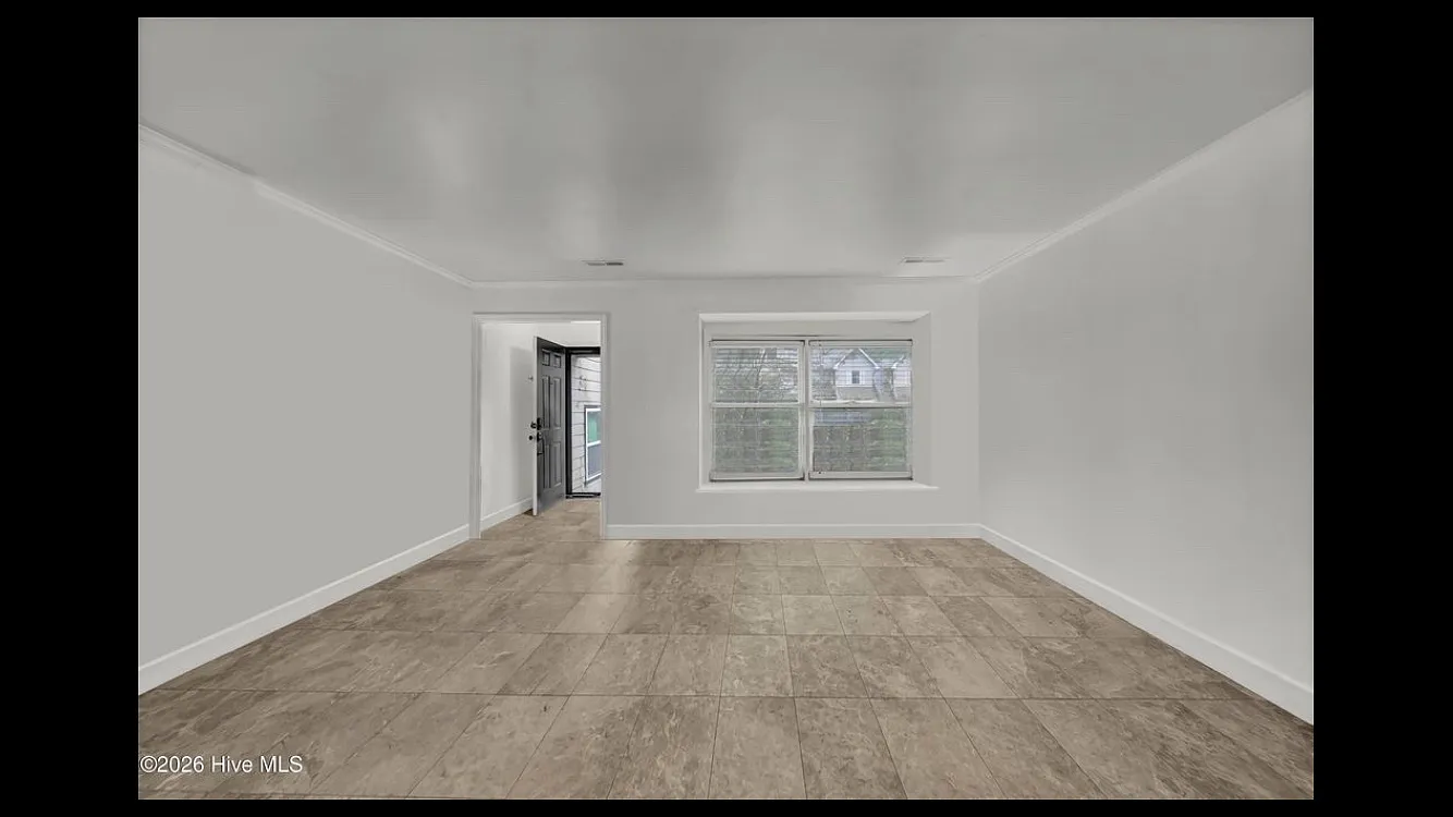 4 bed, 1800 sqft, $2,800 — Photo 3