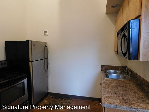 5th image of 714 High St APT A