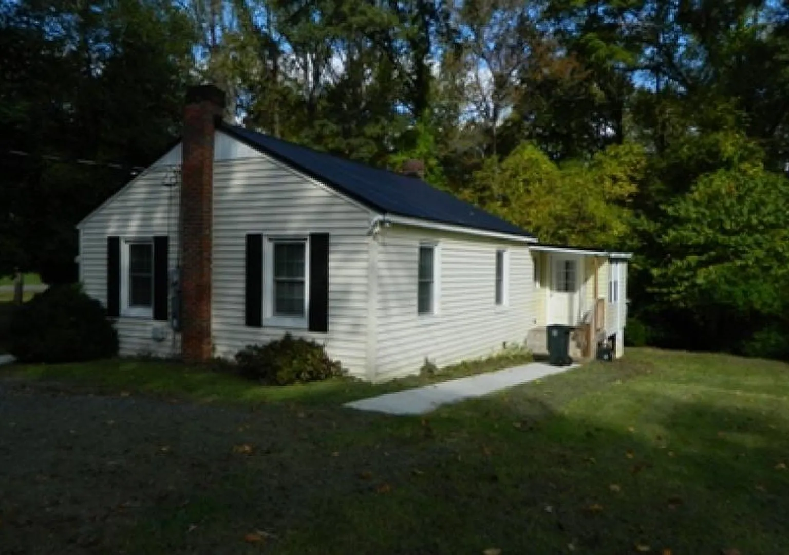 One Level Home off Boonsboro Road — Photo 3