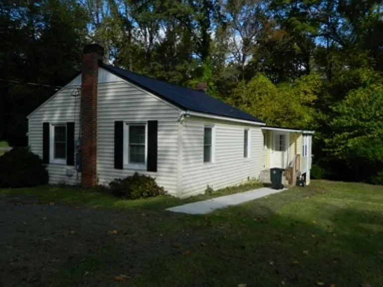 135 Irvington Springs Rd — Photo 3