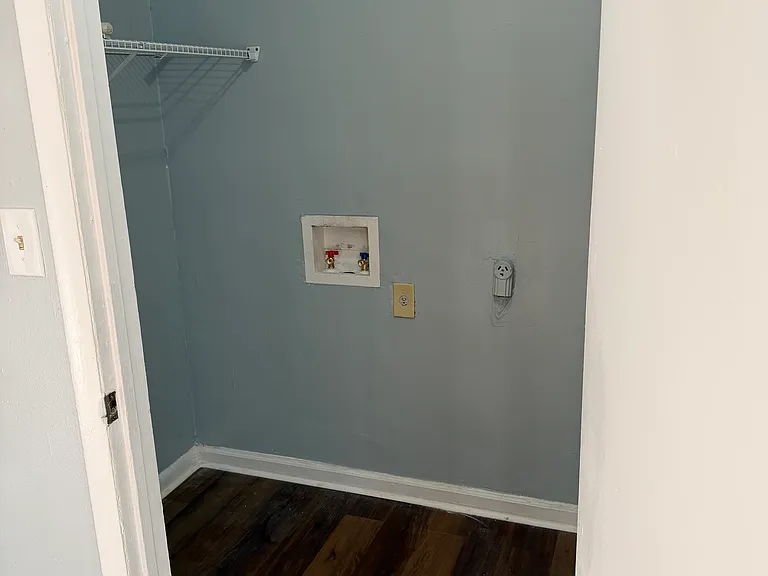 223 Peyton Pl SW — Photo 11