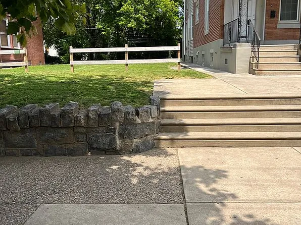 1241 W Allegheny Ave, Philadelphia, PA 19133