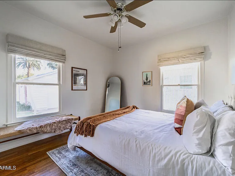 117 W Glenrosa Ave — Photo 11
