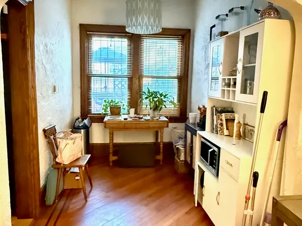 116-26 Parklane South image 5 of 27