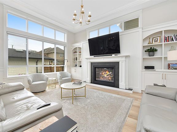 5th image of 25 Howe St