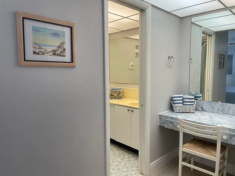 4629 Poinciana St #211 — Photo 20