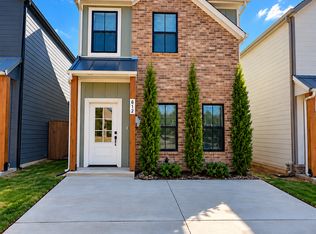 612 W 2nd St SUITE 100, Edmond, OK 73003