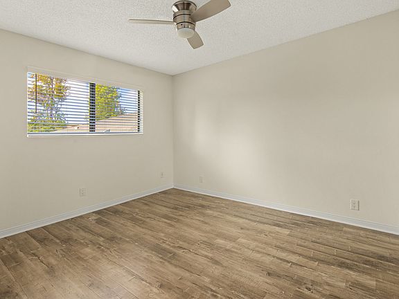 4th image of 3344 S Canfield Ave APT 207