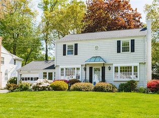 36 Miamis Rd, West Hartford, CT 06117