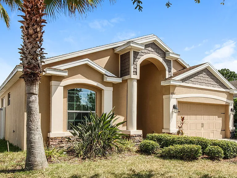 12307 Cricklewood Dr — Photo 3