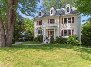28 Pleasant St, Katonah, NY 10536