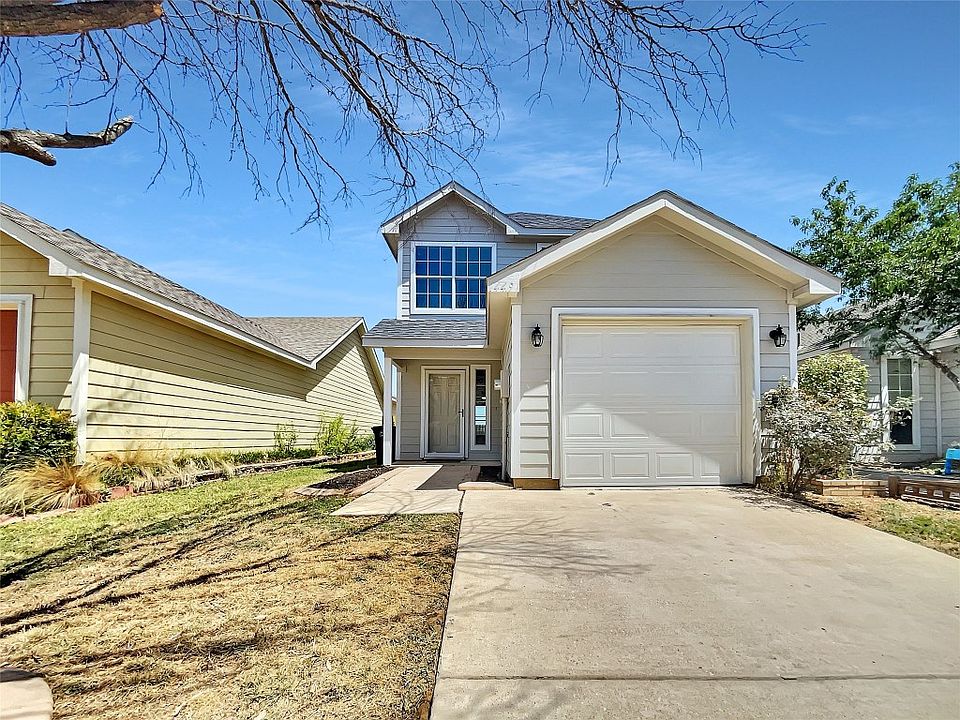 1st image of 1449 Pine Ln