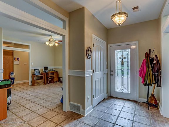 5th image of 3930 Lake Village Cv