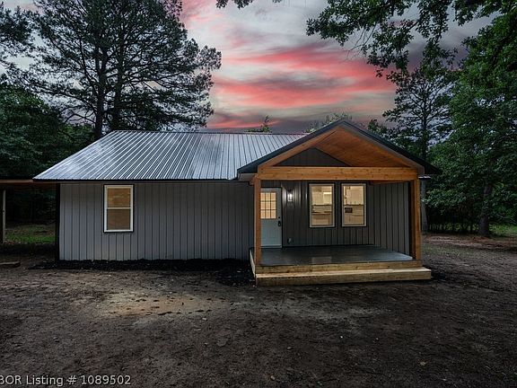 2nd image of 3721 Village Dr