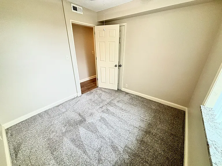 1633 J St #304 — Photo 11