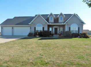 130 Fairview, Washington, IL 61571