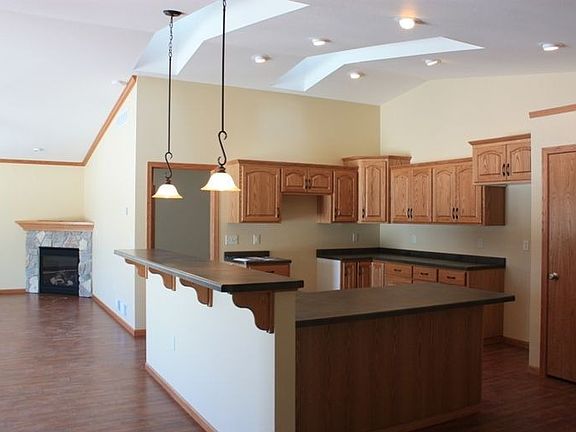 2nd image of 311 Four Seasons Ln