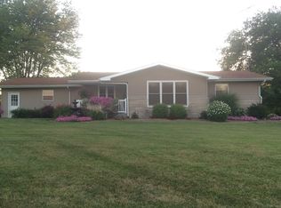 4883 N 725th St, Newton, IL 62448