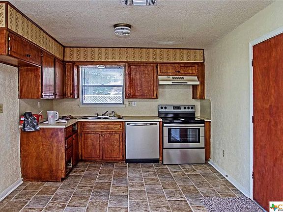 5th image of 1711 Hammond Dr