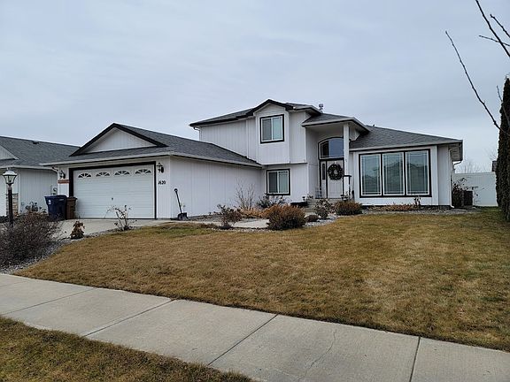 3rd image of 1620 E Grassland Ct
