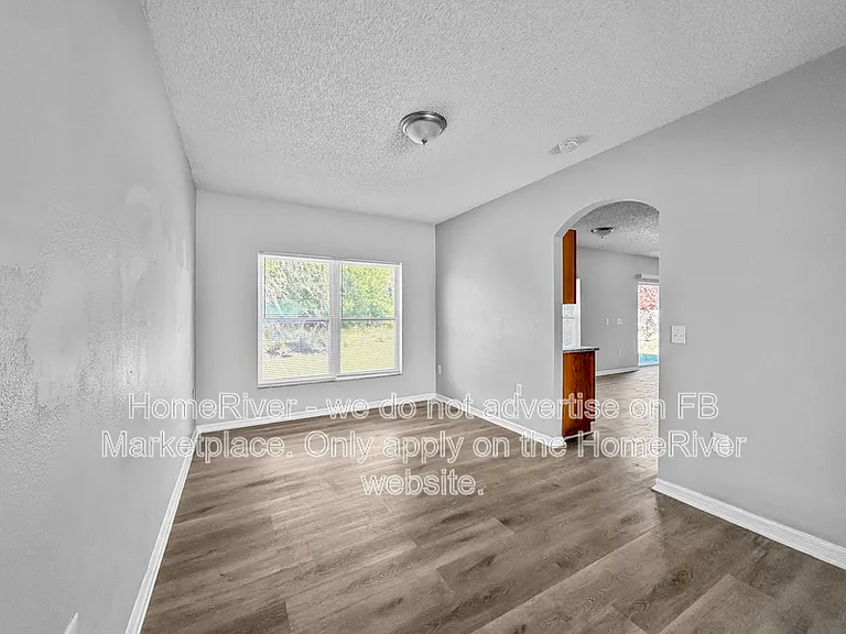 503 Hummingbird Ct — Photo 7