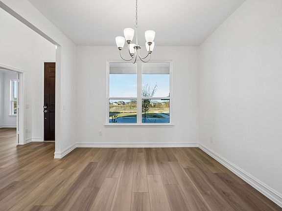 Dining area off entry photos may depict options and features that aren t available