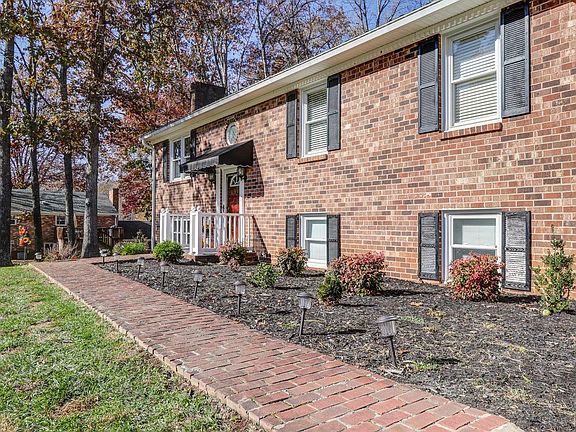 4th image of 148 Forest Dr