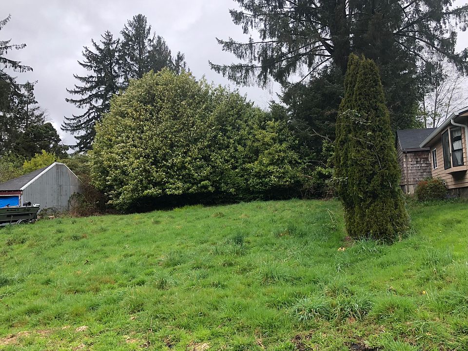 2nd image of 11-12 Seattle Ave
