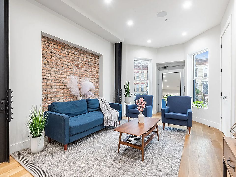 1st image of 1421 Hancock St