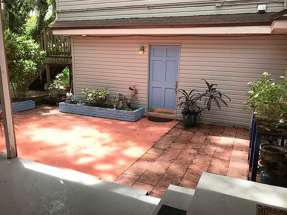Private courtyard leading to Bonus Room Perfect for a small home business or work from home