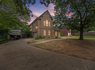 108 Arthur Dr, Kennedale, TX 76060