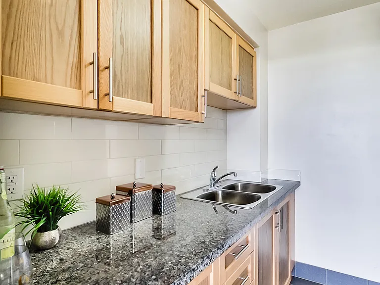 101 Cosburn Ave #104 — Photo 36