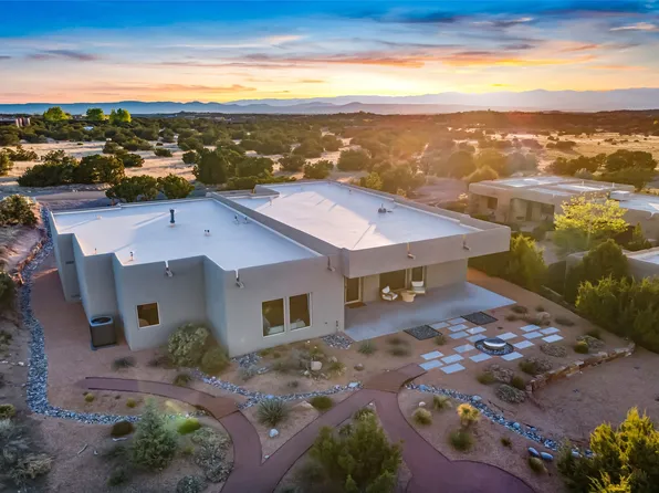 14 Plano Arbolito, Santa Fe, NM 87506